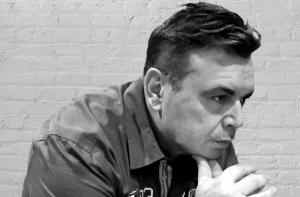 Μανώλης Λιδάκης: Ακούστε ένα από τα τελευταία τραγούδια που ηχογράφησε λίγο πριν πεθάνει