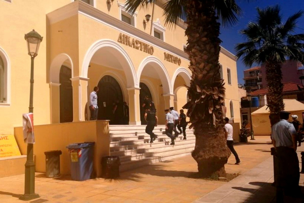 Προφυλακίστηκε ο πρώην αστυνομικός στη Ζάκυνθο για τη δολοφονία της 37χρονης