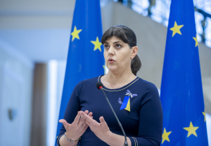 Ευρωπαία Εισαγγελέας για Τέμπη: Είχαμε πληροφορίες για τη διακίνηση αυτού του υγρού, το διερευνούμε