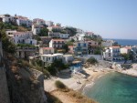 Ικαρία: Υπεγράφη η σύμβαση για μεταφορά αφαλατωμένου νερού στον οικισμό Φούρνων με αγωγό