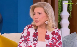 Συγκινεί η Λίτσα Πατέρα με την εξομολόγηση για τον θάνατο του μπαμπά της (Βίντεο)