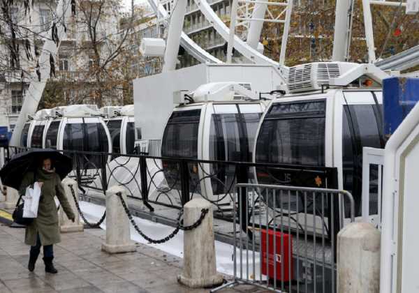 Ο Δήμος Αθηναίων ζητά τελικά να «ξηλωθεί» η Ρόδα στο Σύνταγμα