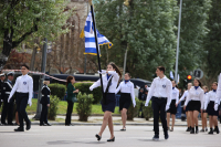 Σάκης Αρναούτογλου για καιρό 25ης Μαρτίου: Πού θα χρειαστεί ομπρέλα στην παρέλαση - Η περιοχή που θα βρέχει όλη μέρα