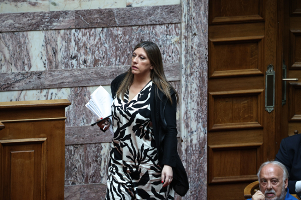 ΕΣΗΕΑ: Αδιανόητη, σεξιστική η επίθεση της Κωνσταντοπούλου στη Μεσσαροπούλου