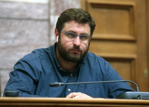 Ζαχαριάδης: "Είμαστε κοντά σε λύση με τα Σκόπια"