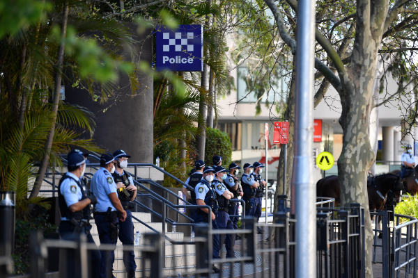 Ποινή φυλάκισης οκτώ χρόνια σε τρανς που βίαζε γυναίκες στην Γλασκόβη