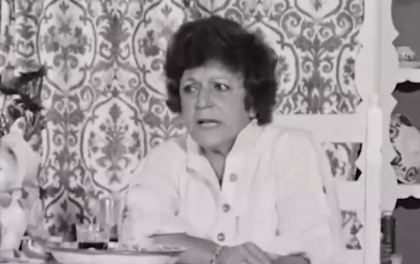 Ρένα Βλαχοπούλου: Η φωτογραφία με την Ζωζώ Σαπουντζάκη από το 1997