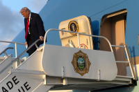 Πλήγμα για τον Τραμπ η εκτίναξη του πετρελαίου πάνω από τα 110 δολάρια