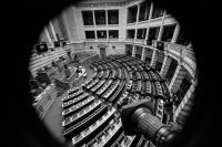 ΟΠΕΚΕΠΕ: 20 βουλευτές και υπουργούς «δείχνει» η Ευρωπαϊκή Εισαγγελία - Τα πρώτα ονόματα