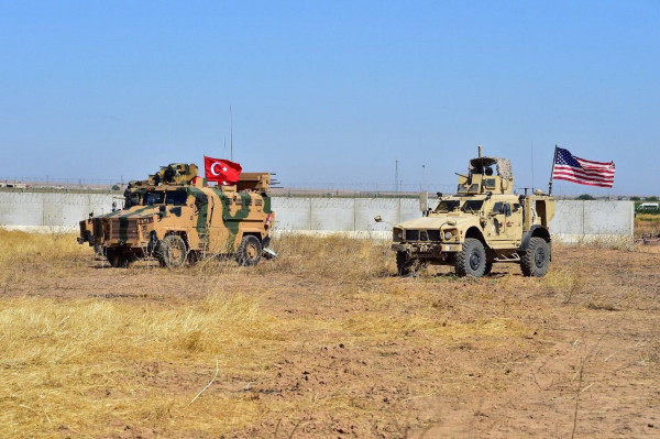 Και η Κίνα στο παιχνίδι: Καλεί την Τουρκία να σταματήσει την εισβολή στη Συρία