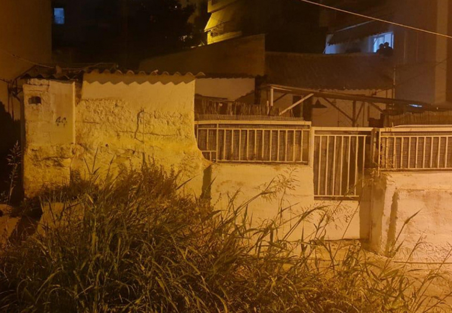 Νίκαια: 6 φορές είχε συλληφθεί ο δράστης για ενδοοικογενειακή βία - Στο Τζάνειο η μαχαιρωμένη γυναίκα