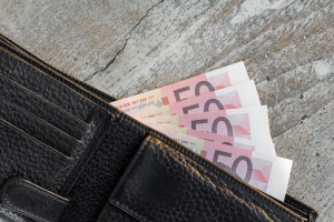Έως 400 εκατ. ευρώ σε νέα μέτρα στήριξης - Μέσα στο επόμενο δεκαήμερο οι αποφάσεις για το «μείγμα»