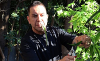 Ο Γιώργος Μαζωνάκης σε ρόλο «Αγρότης μόνος ψάχνει» - Η ανάρτησή του