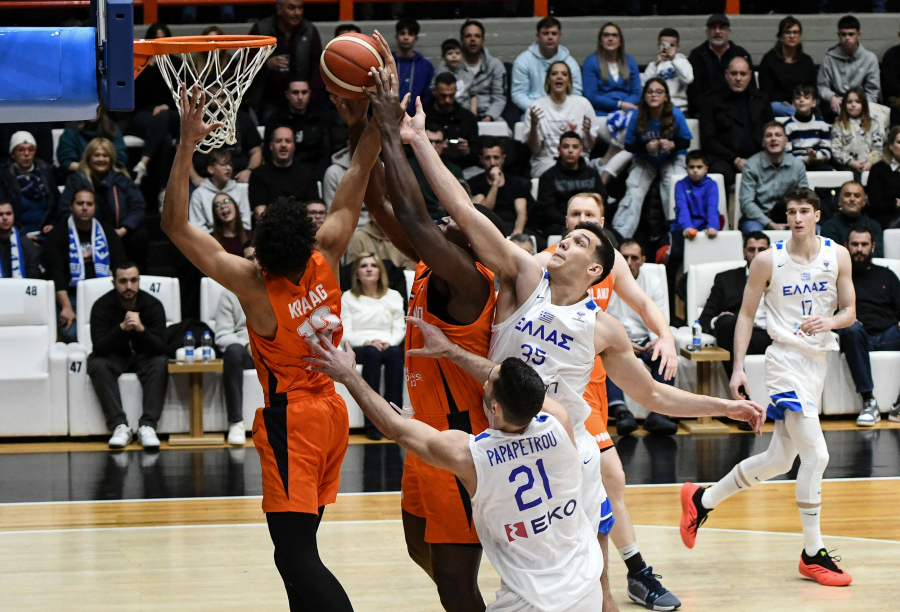 Eurobasket 2025: Ελλάδα - Ολλανδία 63-53 με άμυνα από «ατσάλι»