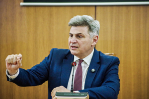 Φαραντούρης: «Χωρίς ευρωπαϊκά μέταλλα δεν υπάρχει ευρωπαϊκή άμυνα»