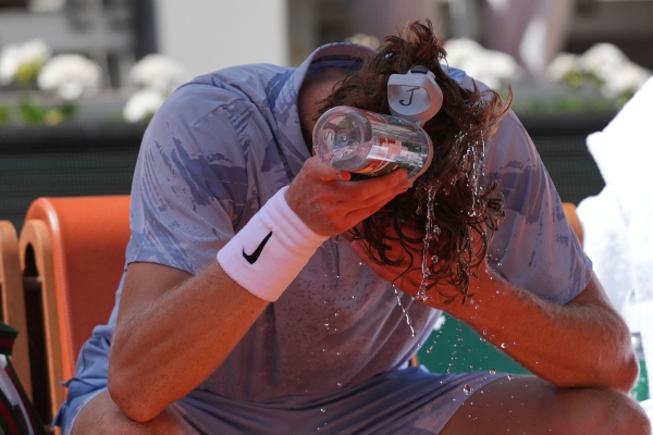 Roland Garros: Αποκλεισμός σοκ του Σίνερ - Πάσχιζε στο κορτ, «δεν είχα καθόλου ενέργεια» (Εικόνες και βίντεο)