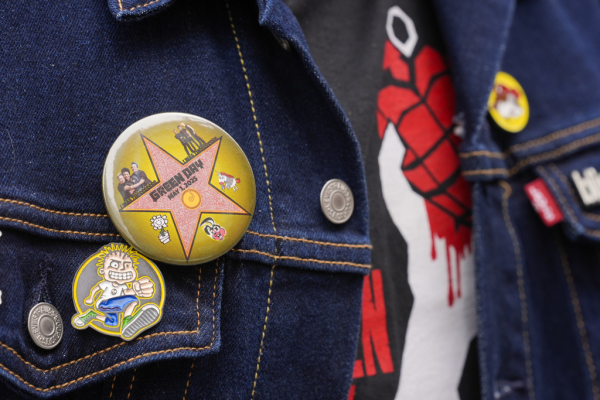 Αυτό είναι το νο.1 ροκ και μέταλ άλμπουμ στο Ηνωμένο Βασίλειο