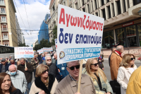 Προσωπική διαφορά: 200.000 οι ωφελούμενοι και όχι 671.000 - Έντονη διαμαρτυρία των συνταξιούχων