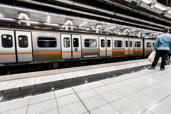 Μεγάλο Σάββατο: Πώς θα κινηθούν τα ΜΜΜ - Τα τελευταία δρομολόγια