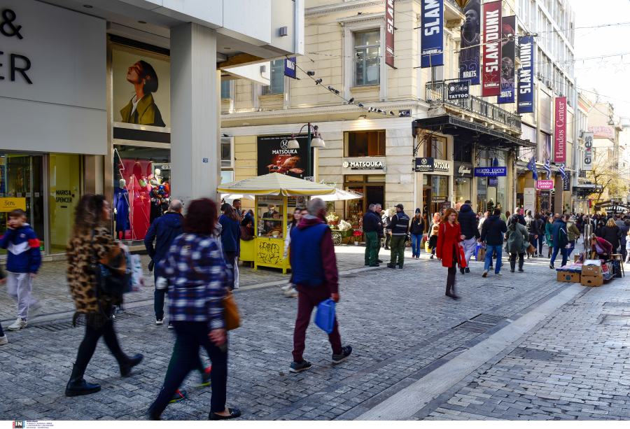 Ελαφριά μείωση της ανεργίας τον Ιούλιο 2023, αυξημένος ο αριθμός εργαζομένων στη χώρα