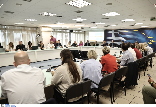 Τα έξι μέτρα του ΥΠΟΙΚ για τα νοικοκυριά: Τι αλλάζει σε market pass, επίδομα θέρμανσης και ελάχιστο εγγυημένο εισόδημα