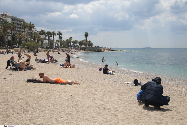 Αγίου Πνεύματος 2023: Πότε «πέφτει» φέτος και για ποιους είναι αργία