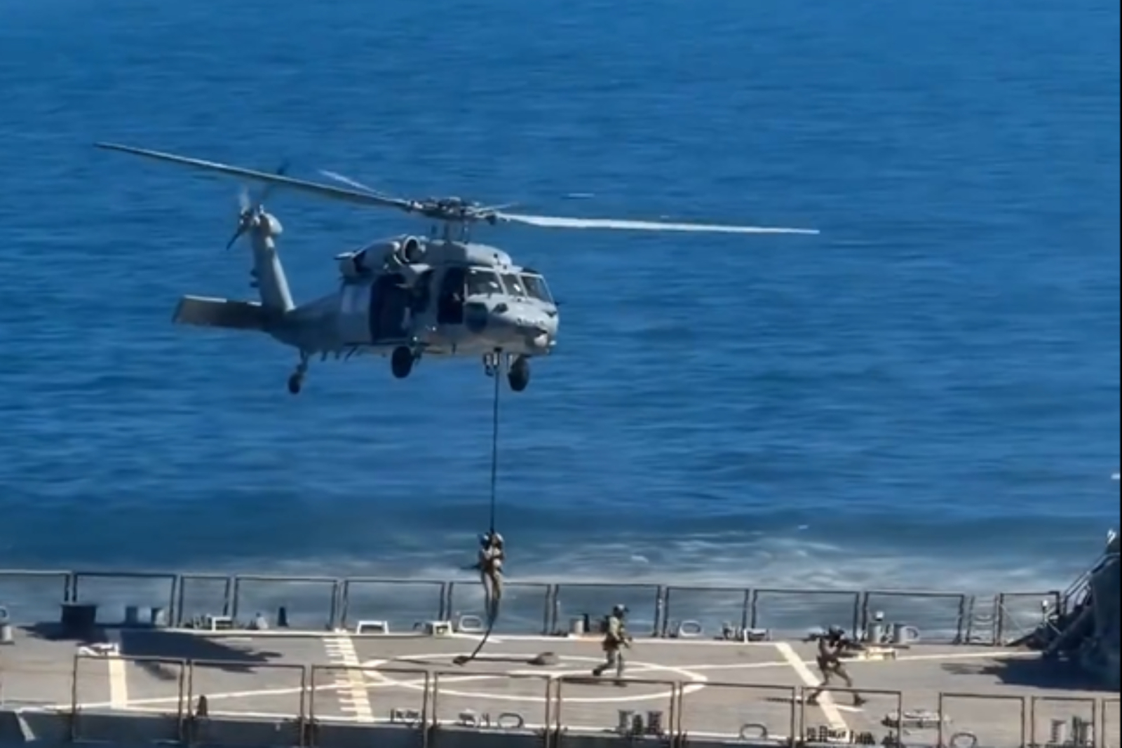 Οι ΗΠΑ κατάσχεσαν πετρελαιοφόρο με ρωσική σημαία (Βίντεο)