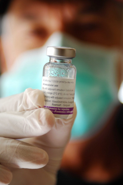 Έρχεται νέο εμβόλιο από τη Pfizer που θα αποθηκεύεται σε απλό ψυγείο