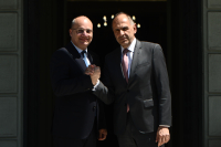 Γεραπετρίτης: Η ελληνική μειονότητα στην Αλβανία, μείζονα προτεραιότητα για την Ελλάδα