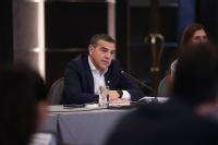 Μέτωπο με τον Τσίπρα ανοίγει το Μαξίμου