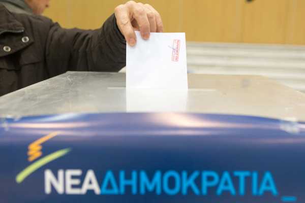 Εκλογές ΝΔ: Έσπασαν κάλπη σε εκλογικό τμήμα στην Ν. Φιλαδέλφεια