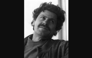 Βιβλιοθήκη ΕΣΗΕΑ: «Τέχνη και Ενημέρωση» μια εικαστική επέμβαση του Κώστα Τσόκλη, προς τιμήν των «Νέων της Τέχνης»