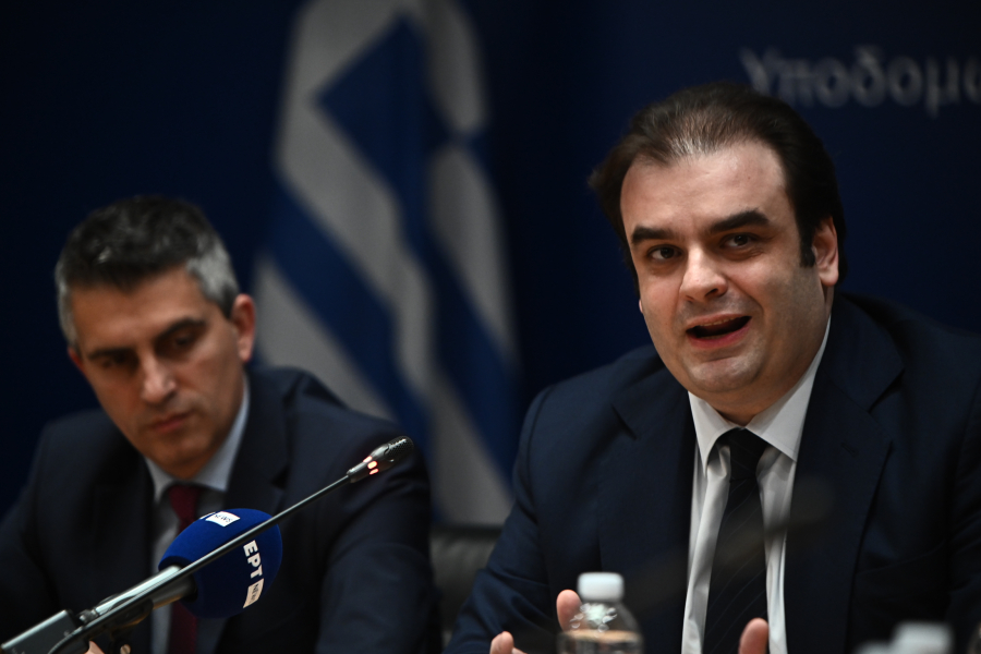 Ο Κυριάκος Πιερρακάκης στην Υπουργική Διάσκεψη του ΟΟΣΑ στο Παρίσι