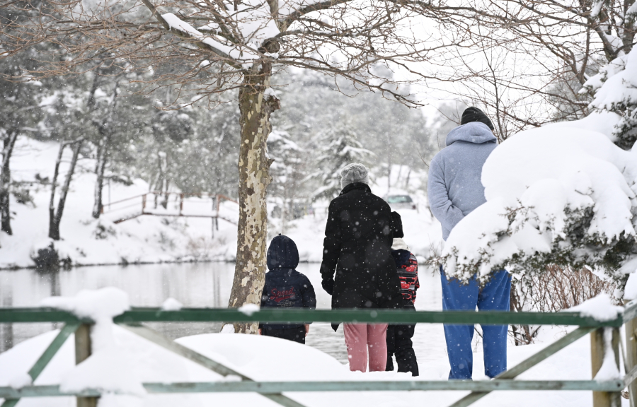 Ο χειμωνιάτικος καιρός συνεχίζεται: Πώς θα εξελιχθούν τα φαινόμενα, τι να προσέχουμε