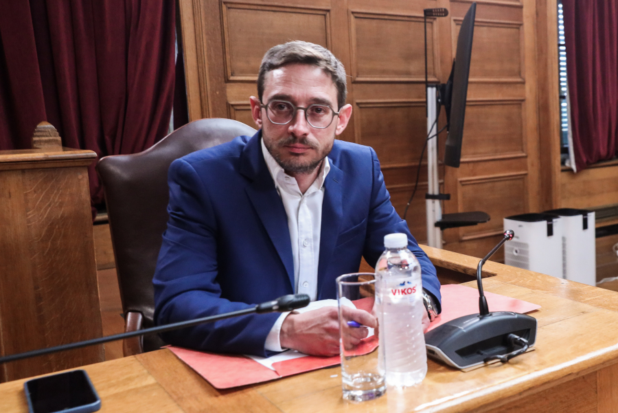 Πρώην γραμματέας ΠΑΣΟΚ Ηρακλείου σε εξεταστική για ΟΠΕΚΕΠΕ: Στοχοποιήθηκα για να πληγεί το κόμμα