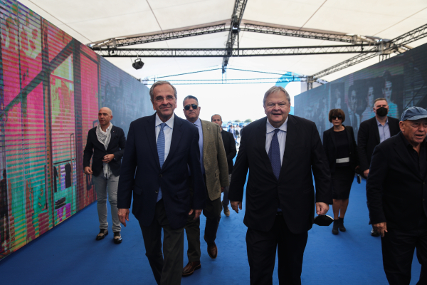 Το ήξερε από πριν ο Σαμαράς τι θα δηλώσει ο Βενιζέλος;