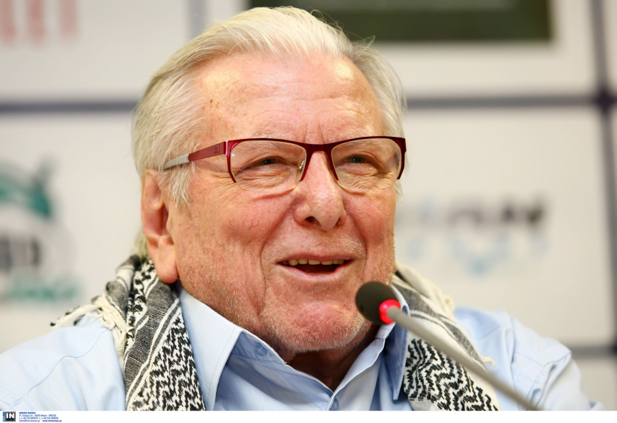 Έσπασαν τον τάφο του Κώστα Βουτσά