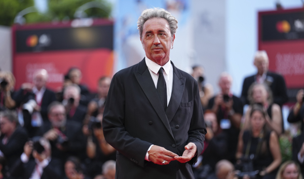 Φεστιβάλ Βενετίας 2025: Πρεμιέρα με τετράλεπτο χειροκρότημα για το «La Grazia» του Σορεντίνο