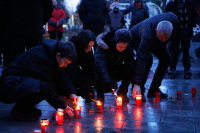 Δικαστήριο διέταξε να παραμείνει υπό κράτηση ένας από τους δύο ιδιοκτήτες του μπαρ στο Κραν-Μοντανά