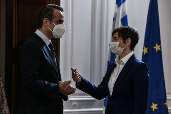 Μητσοτάκης στην πρωθυπουργό Σερβίας: Αναγνωρίζουμε για είσοδο τουριστών τα εμβόλια που έχετε χορηγήσει