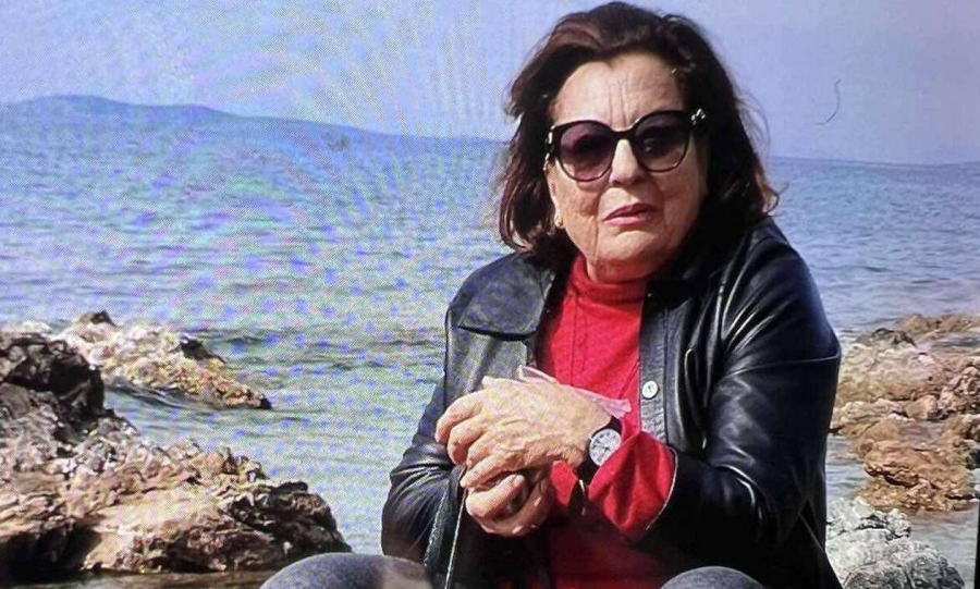 Η αγωγή μαμούθ μεταξύ των αδερφών Καρνέση, οι σχέσεις με τον Εμπειρίκο και η διαδρομή της ναυτικής οικογένειας ως το μακελειό