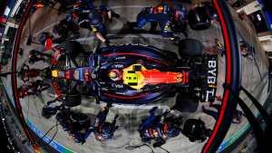 Πώς συναρμολογείται το μονοθέσιο F1 που θα ταρακουνήσει την Αθήνα