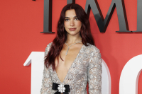 Η Dua Lipa δεν πτοείται από τις αντιδράσεις - Η κριτική στο Ισραήλ είναι για το «γενικό καλό»