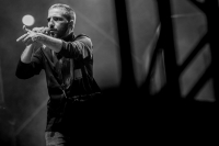 ΛΕΞ: Sold out η ιστορική συναυλία του - Η κοινωνία κάτω από τα συστημικά ραντάρ