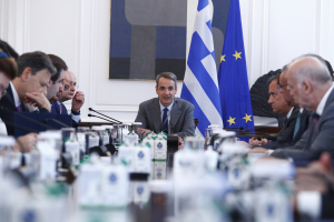 Ξεκινά «ανταρσία» 15 βουλευτών στη ΝΔ, τα «Σεπτεμβριανά» του Μητσοτάκη