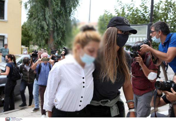 Έλενα Πολυχρονοπούλου: «Με κατέστρεψε» φώναζε στους διαδρόμους, όταν άκουσε ότι προφυλακίζεται (βίντεο)