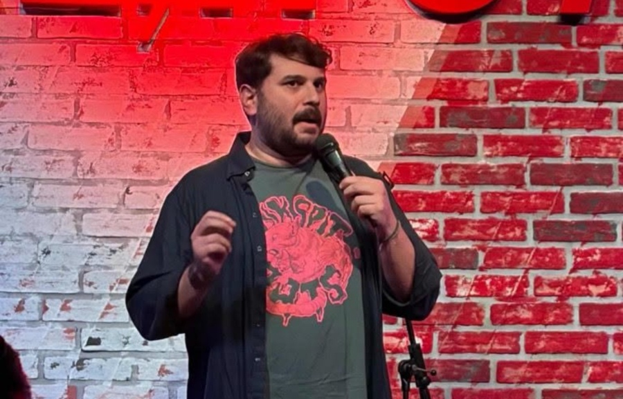 Πάρις Ρούπος: Μετά την Pizza Fan αποκαλύπτει ότι είχε απολυθεί και από το «Χωριάτικο»