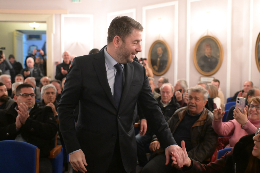 Ανδρουλάκης: «Όποτε απειληθεί η εξουσία του κ. Μητσοτάκη, έρχεται στο προσκήνιο η καραμέλα της αποσταθεροποίησης»