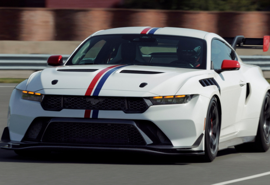 Η Ford Mustang GTD Spirit of America τιμά την αμερικανική εφευρετικότητα και τις επιδόσεις