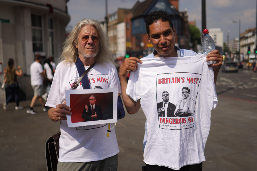 Στις κάλπες σήμερα οι Βρετανοί - Ετοιμάζουν την επιστροφή τους στην εξουσία οι Εργατικοί